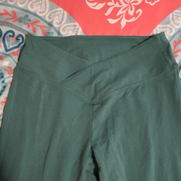 PINK Victoria's Secret Green and Pink Tie-Dye Leggings - Picture 3 of 5